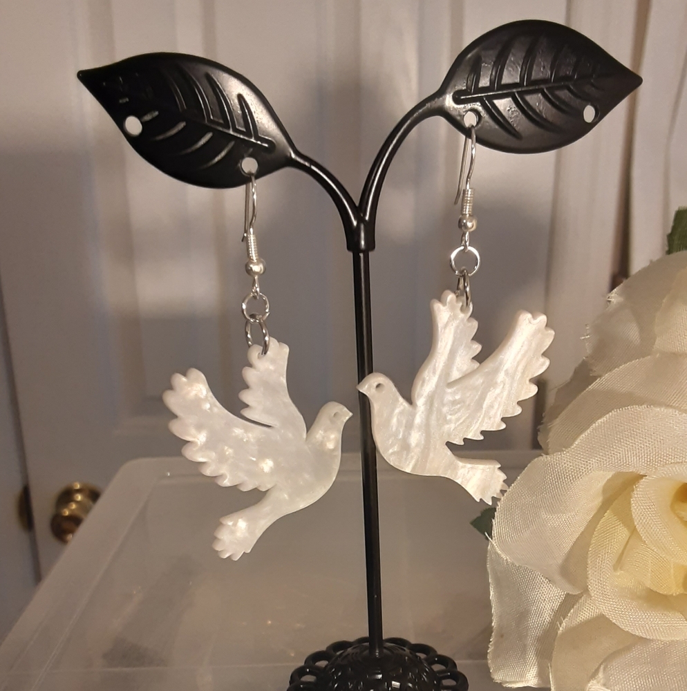 Hand Crafted Pearlized Dove Earrings White - Picture 3 of 4